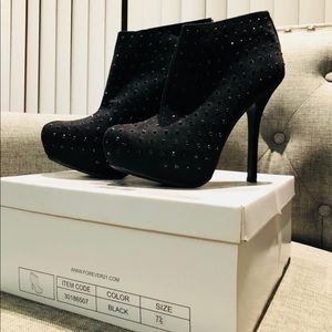 Women’s booties